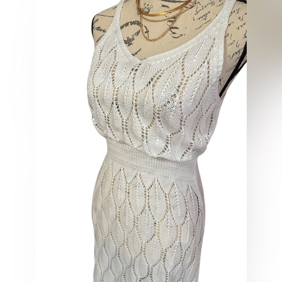 WHITE EYELET LONG SLEVELESS DRESS SIZE LARGE NEW - Picture 4 of 7